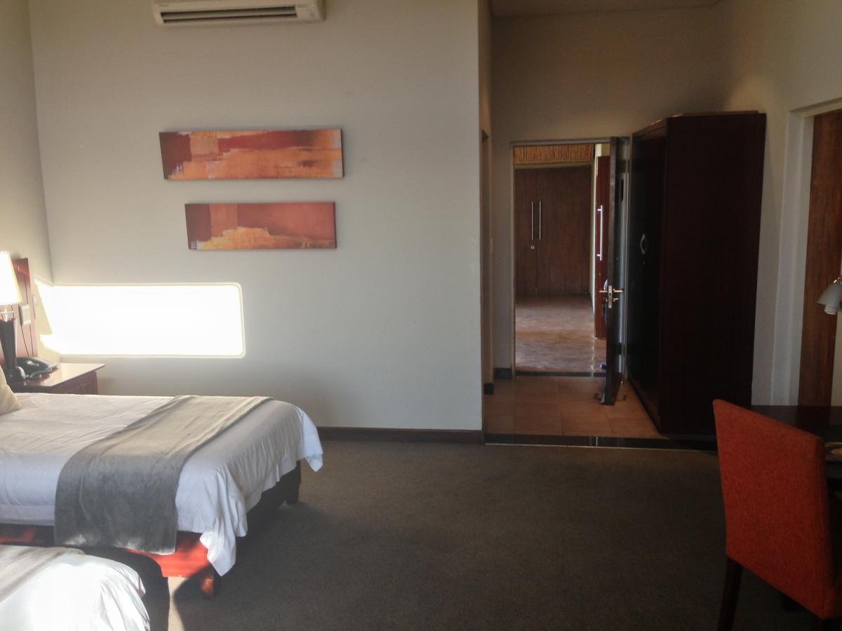 Maropeng Boutique Hotel Magaliesburg Kültér fotó